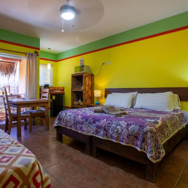 Casa Juarez B&B - Suite con vistas a la piscina - 3