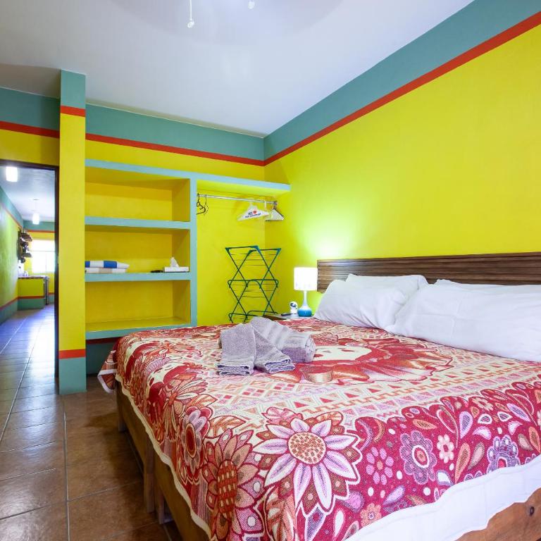 Casa Juarez B&B - One-Bedroom Apartment with Pool View No Breakfast - 11