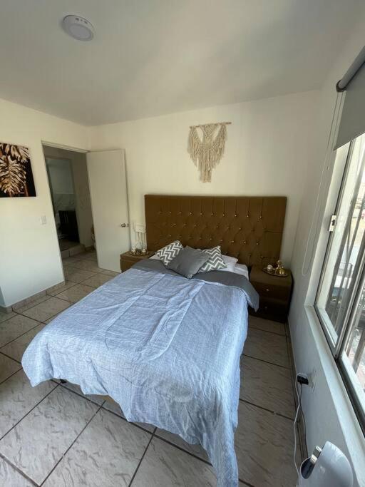 Jardines de Miraflores, Casa Remodelada completa zona sur ITESO TecMilenio UVM HP Colon Centro Sur - Two-Bedroom House - 15