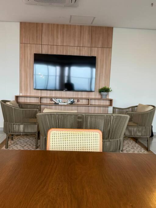 Piso 25, Lujo en Altura, Forum Molas - Apartamento de 1 dormitorio - 24