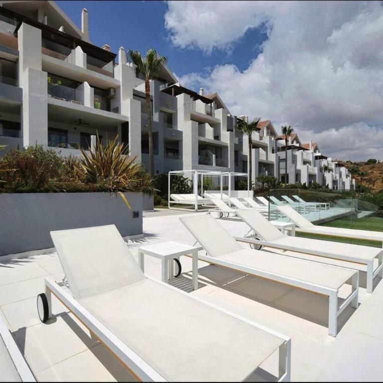 Magnificent Casa Cerro Colorado - Two-Bedroom Deluxe Apartment with Balcony - 27