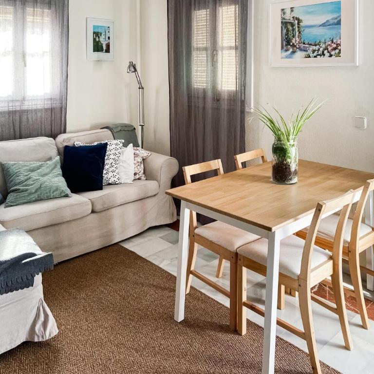 2 Bedroom Beautiful Apartment In Mijas - Apartamento de 2 dormitorios - 1