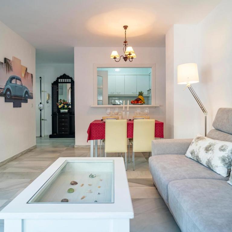1 Bedroom Lovely Apartment In Fuengirola - Apartamento de 1 dormitorio - 9