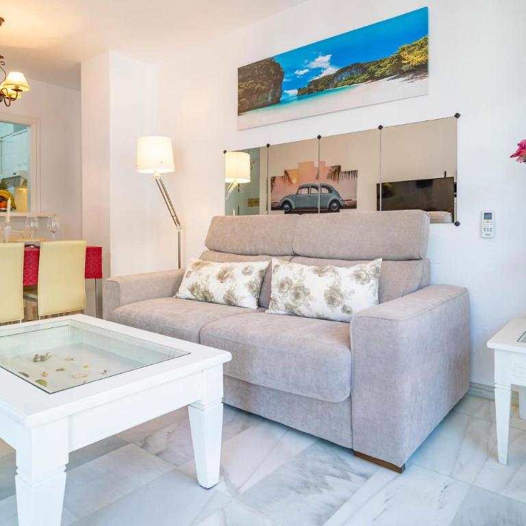 1 Bedroom Lovely Apartment In Fuengirola - Apartamento de 1 dormitorio - 8