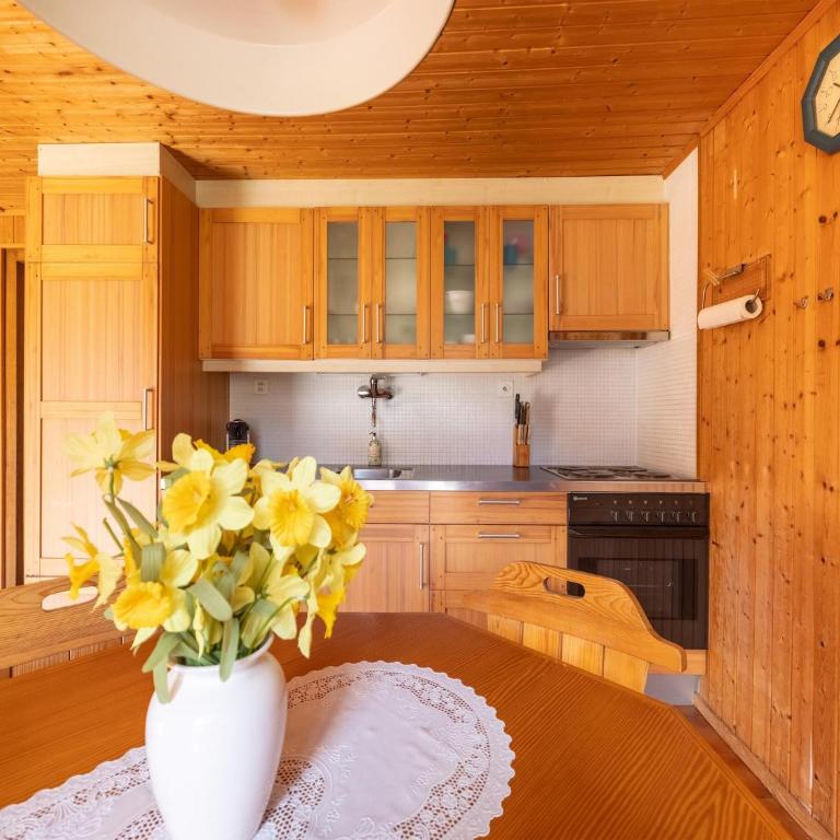 Chalet Verrel near Aletsch Ski Gondolas - Ferienhaus mit 2 Schlafzimmern - 37
