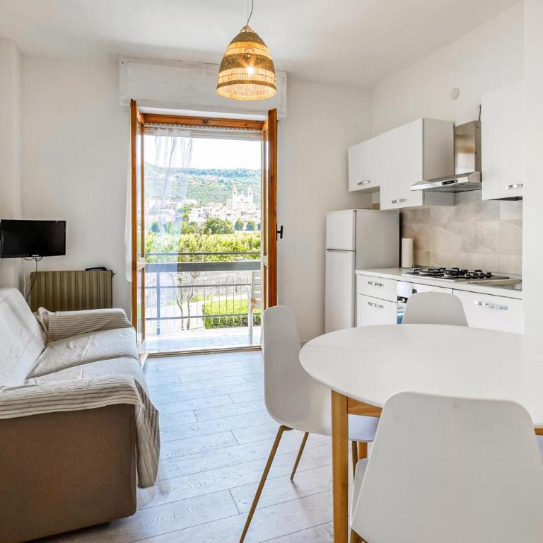 1 Bedroom Amazing Apartment In Pietra Ligure - Appartamento con 1 Camera da Letto - 1