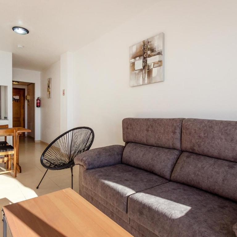 Cozy Apartment In Torrevieja - Apartamento de 2 dormitorios - 5