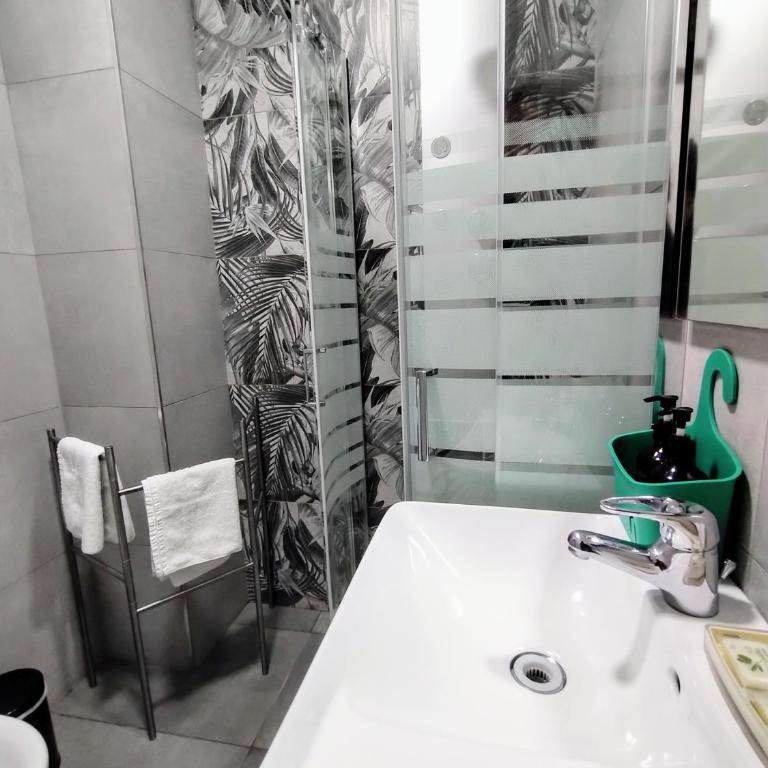 Al Quadrato D'Oro rooms - Double Room with Balcony - 8
