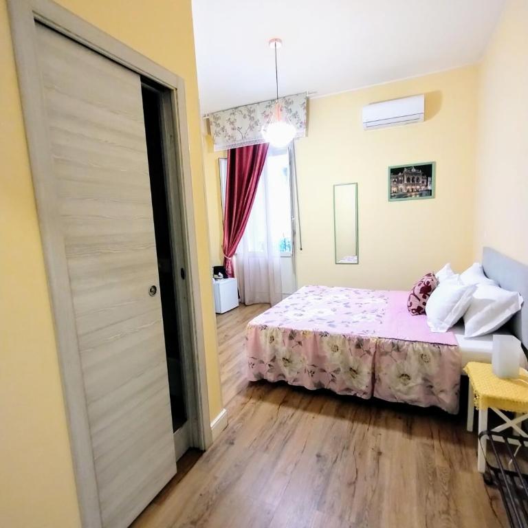 Al Quadrato D'Oro rooms - Double Room with Balcony - 5