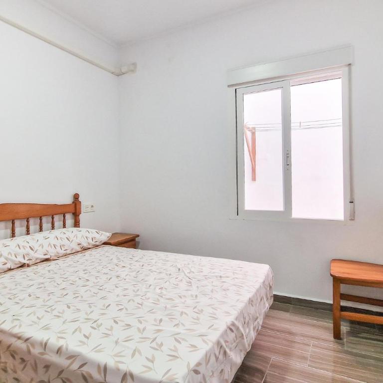 2 Bedroom Amazing Apartment In Torrevieja - Two-Bedroom Apartment - 3
