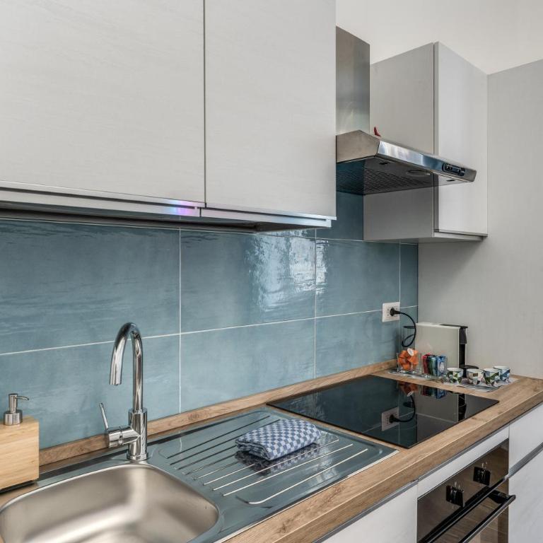 Domus Alessandro City Apartment - Appartamento con 2 Camere da Letto - 2