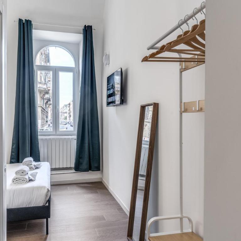 Domus Alessandro City Apartment - Appartamento con 2 Camere da Letto - 32