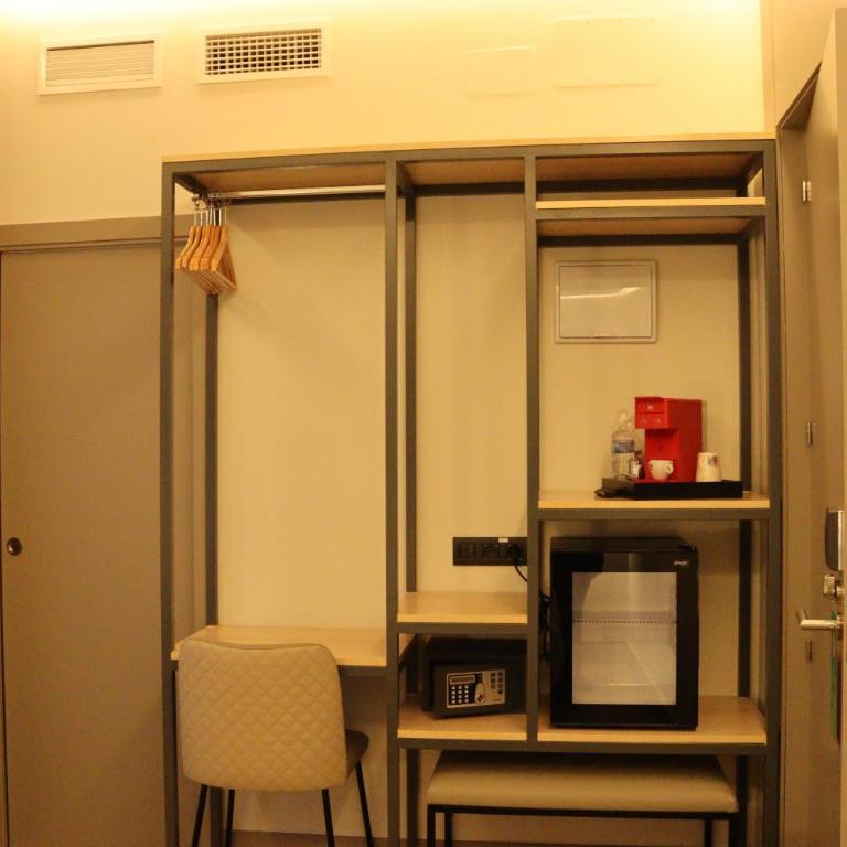 Hostal La Rúa-Montera - Double Room with Private Bathroom - 3