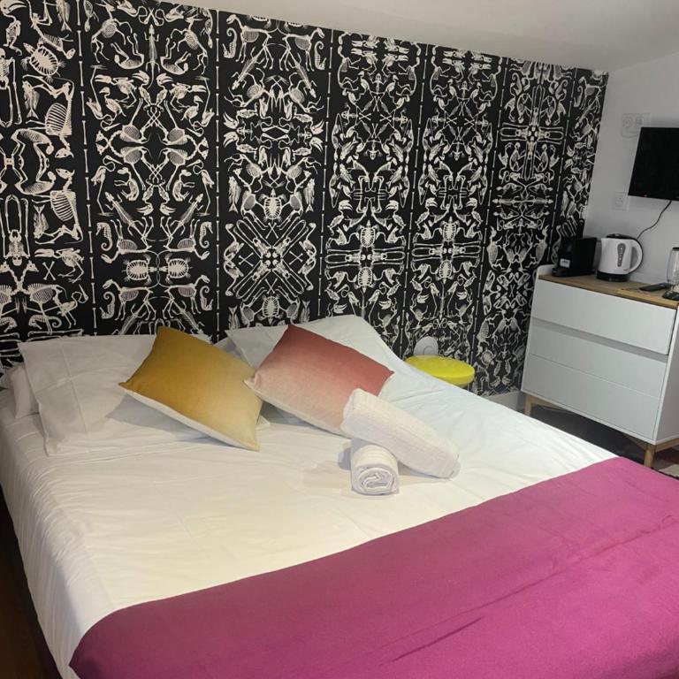 Hébergement Ornano Bordeaux - Chambre Double avec Salle de Bains Privative - 2