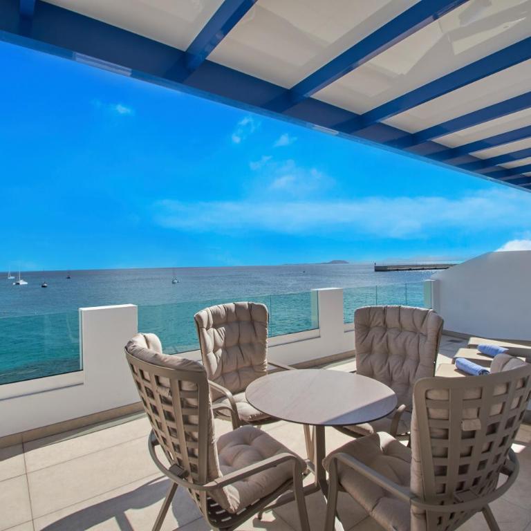 Blancazul Deluxe Casa Domingo - Two-Bedroom Apartment with Sea View - 3