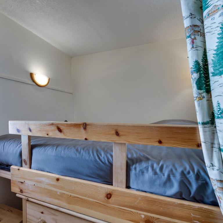 BARME DE L'OURS 2 Bel appartement dans un Chalet - Appartement 2 Chambres - 9