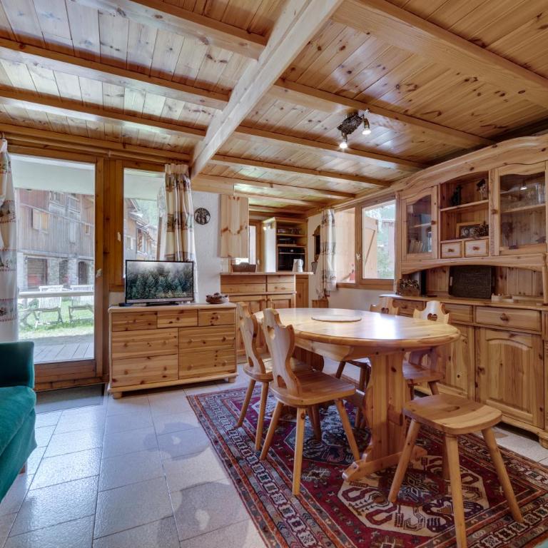 BARME DE L'OURS 2 Bel appartement dans un Chalet - Appartement 2 Chambres - 3