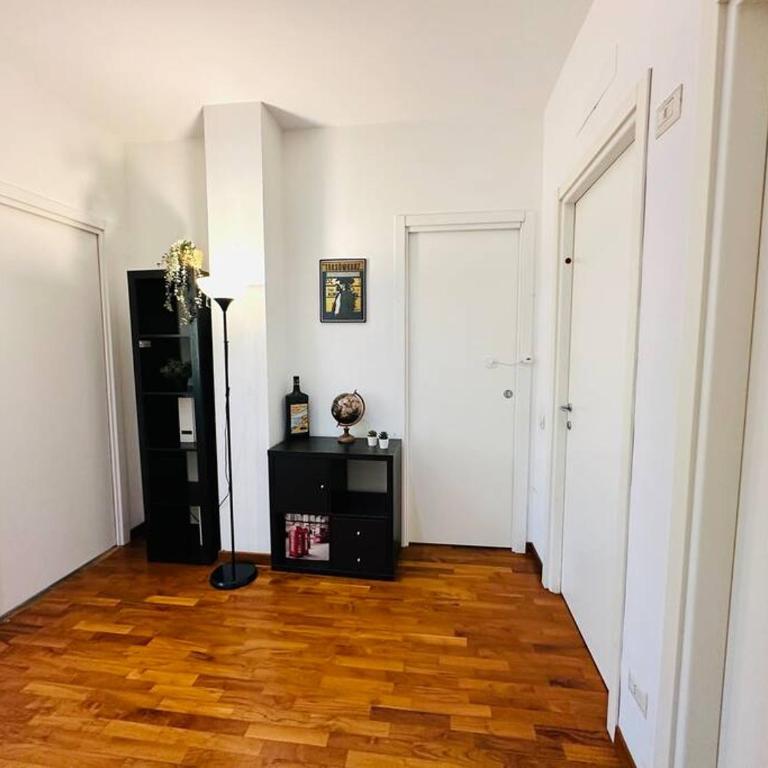 Corso Buenos Aires 2BR Sofa Bed, M1 M2 Loreto, Milan - Appartamento con 2 Camere da Letto - 2