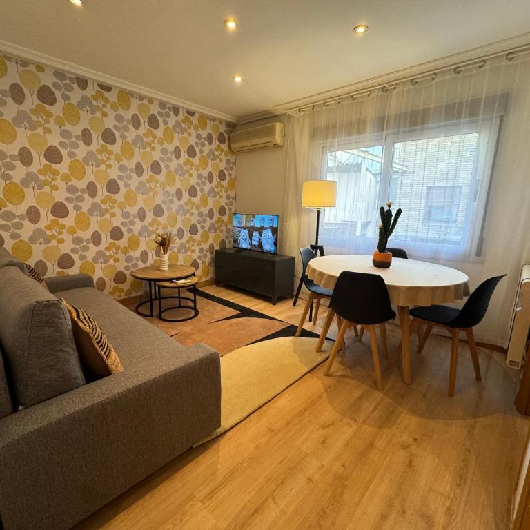 Far Home Gran Vía - Family Suite - 1