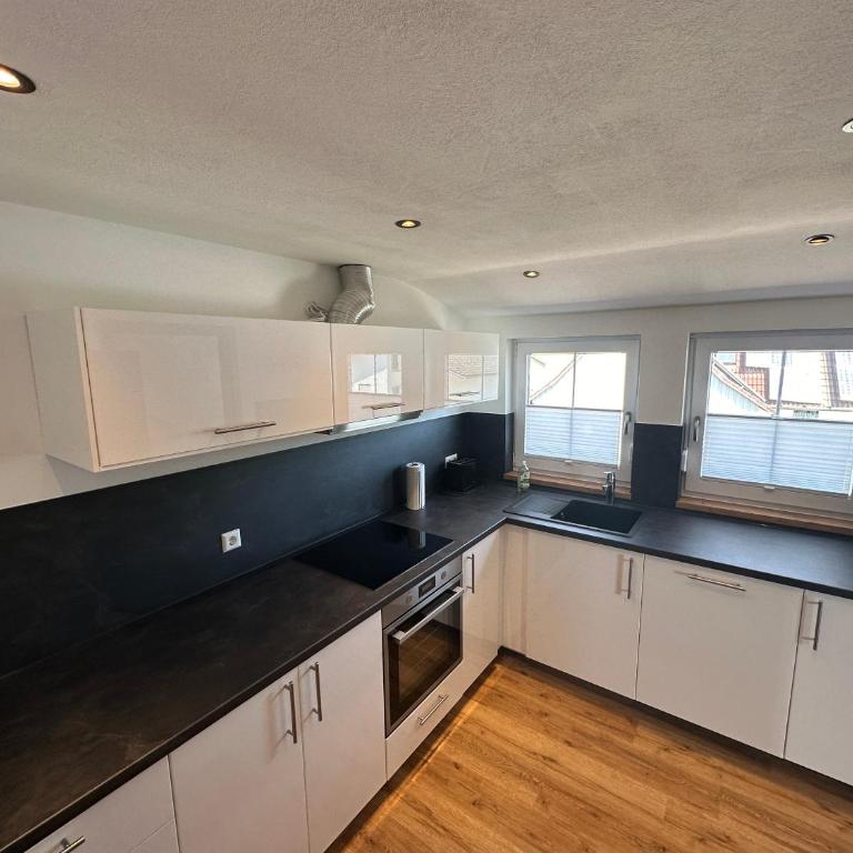 Landgasthaus zum Kreuz GbR - Apartamento con balcón - 10