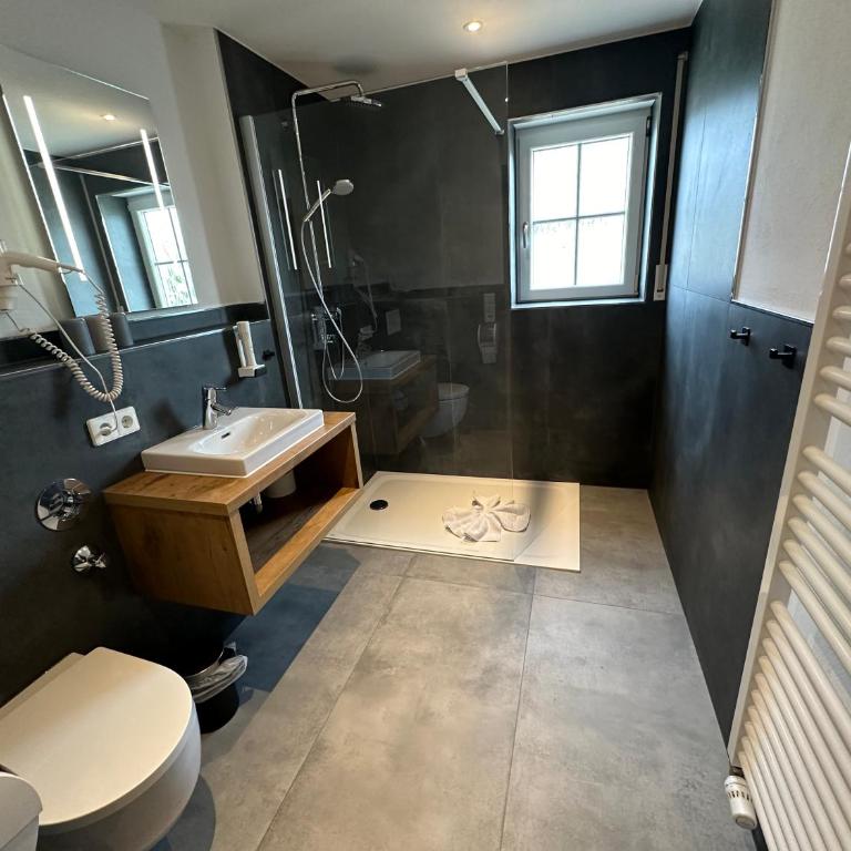 Landgasthaus zum Kreuz GbR - Apartamento de 2 dormitorios - 1