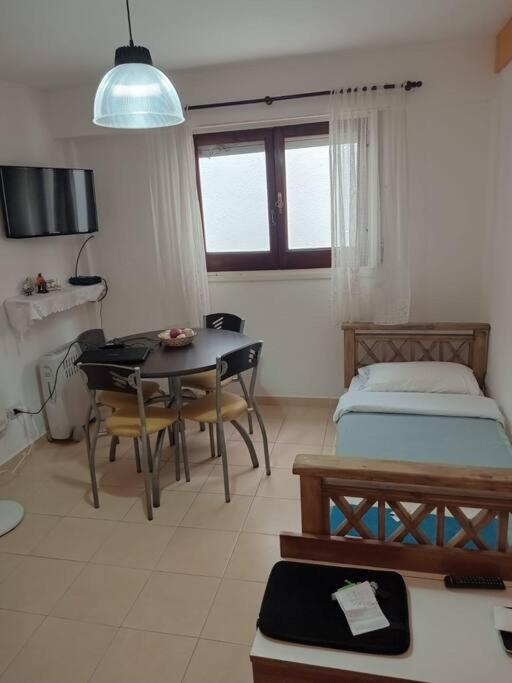Mar de Ana, Frente al mar, interno a una cuadra del centro - Apartamento de 1 dormitorio - 2