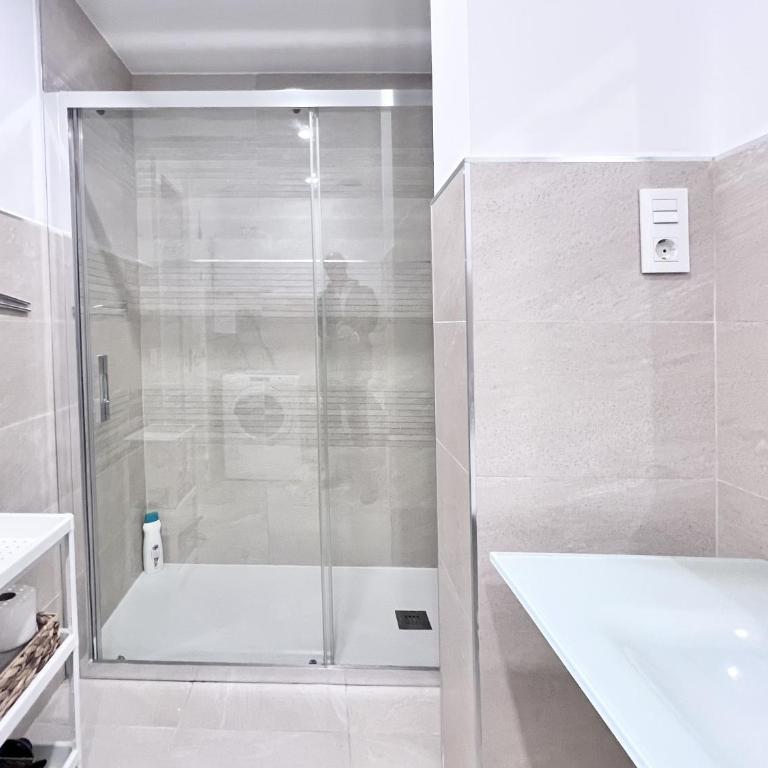 Estación-Centro Vialia - Apartamento con ducha - 5