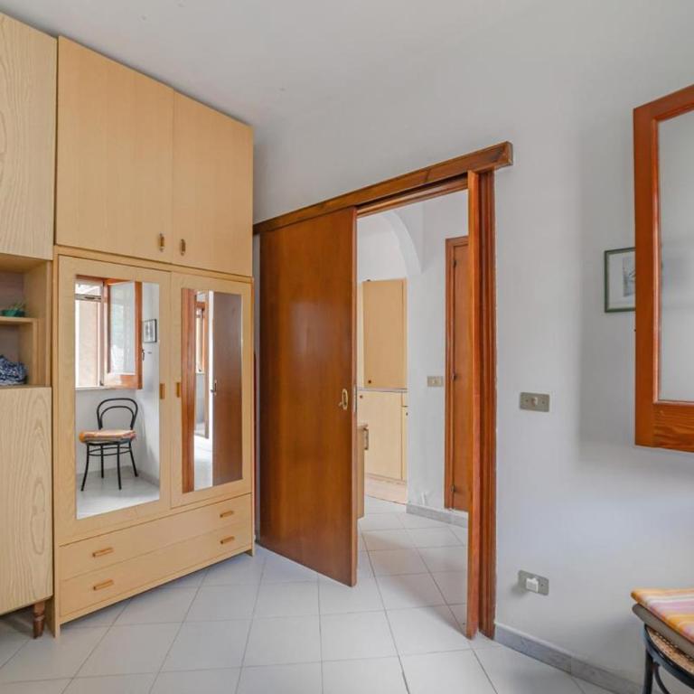 Bright and Panoramic Two-Room Apartment - Appartamento - 17