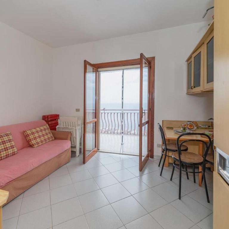 Bright and Panoramic Two-Room Apartment - Appartamento - 29
