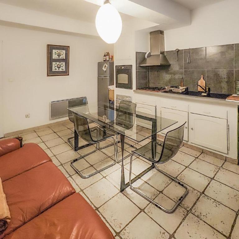 Gorgeous Home In Pézenas With Wifi - One-Bedroom Vacation Home - 4