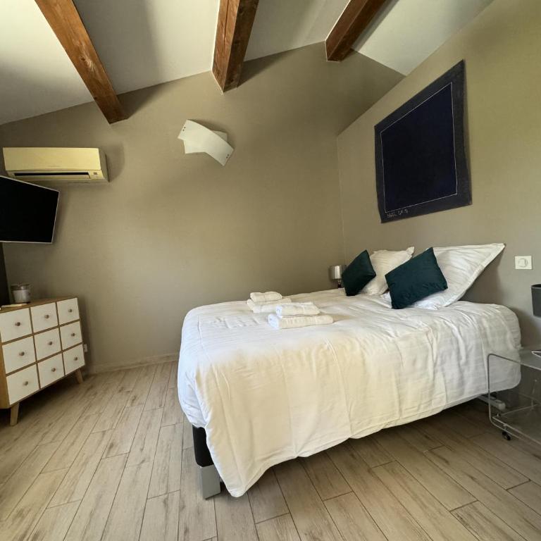 Sète, Belle villa avec piscine ! - Villa avec Piscine Privée - 7