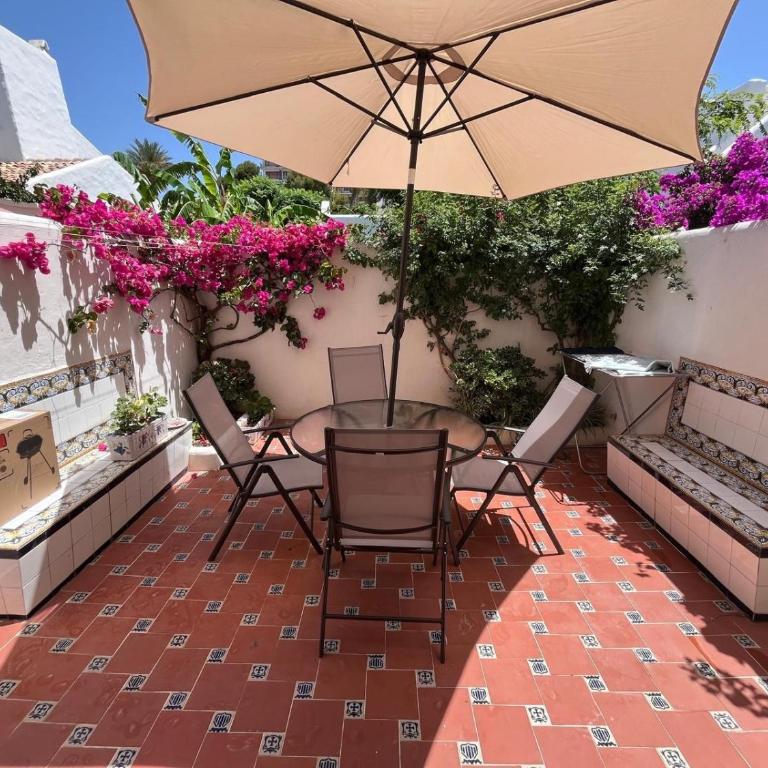 Estepona - Playa - Villa en urbanización al lado del mar Is17 - Villa - 1