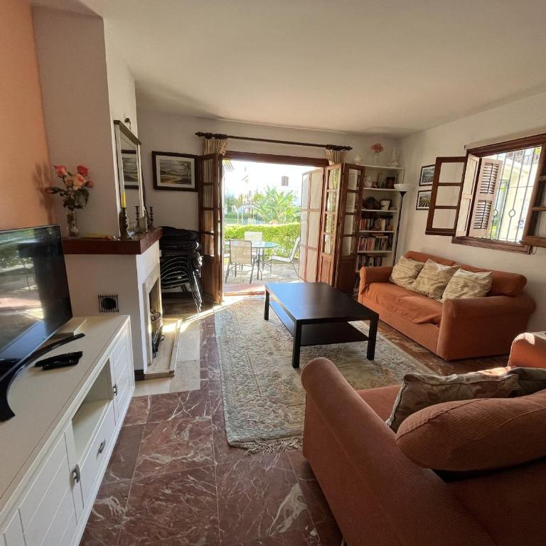 Estepona - Playa - Solárium con vistas a la piscina EL27 - Villa de 2 dormitorios - 7