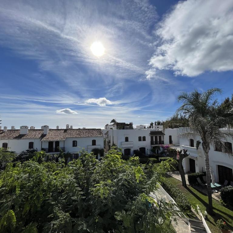 Estepona - Playa - Solárium con vistas a la piscina EL27 - Villa de 2 dormitorios - 27