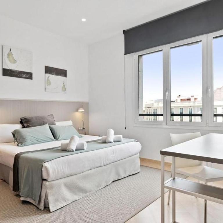 Fisa Rentals Gran Via Apartments - Two-Bedroom Superior Apartment - 6
