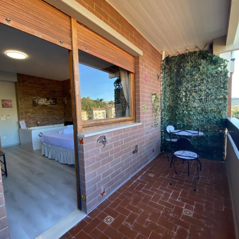 Perugia Suite - Suite con Vasca Idromassaggio - 11