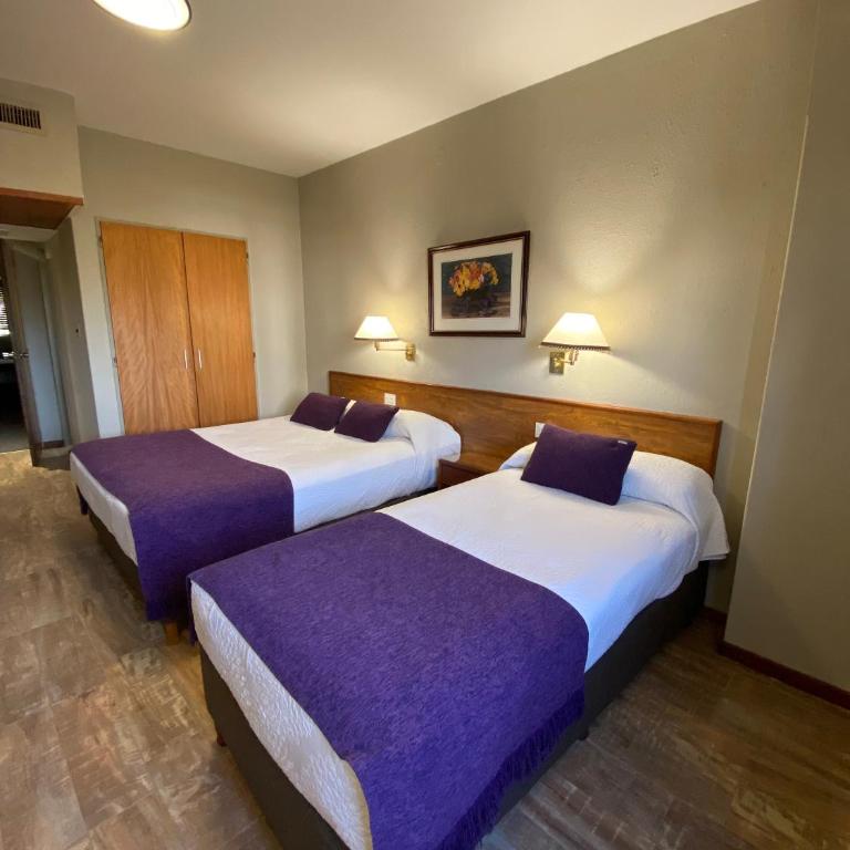 Hotel Centro - Habitación Triple - 2