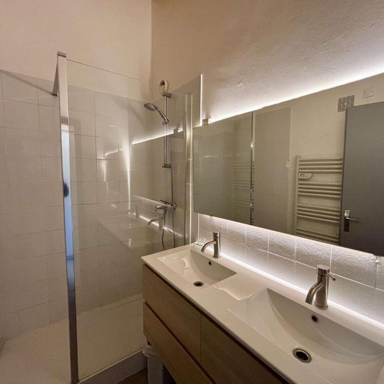 Studio 4 pers, balcon sud, centre station, proche pistes et commerces - Alpe d'Huez - Appartamento con 1 Camera da Letto - 7