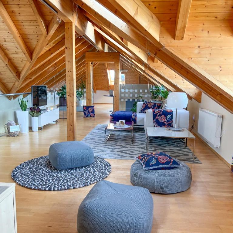 "GLÜCKSMOMENT" - Premium Apartments Seekirchen, beeindruckende Ferienwohnung mit gemeinsam genutzter Poolarea - Apartment - 55
