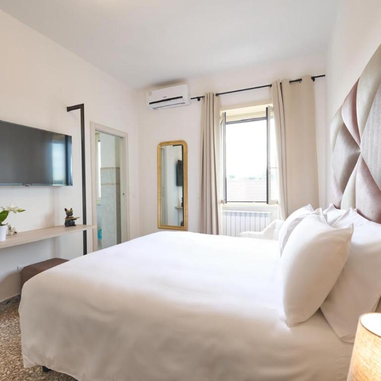 B&B ErinaHouse - Deluxe Double or Twin Room - 1