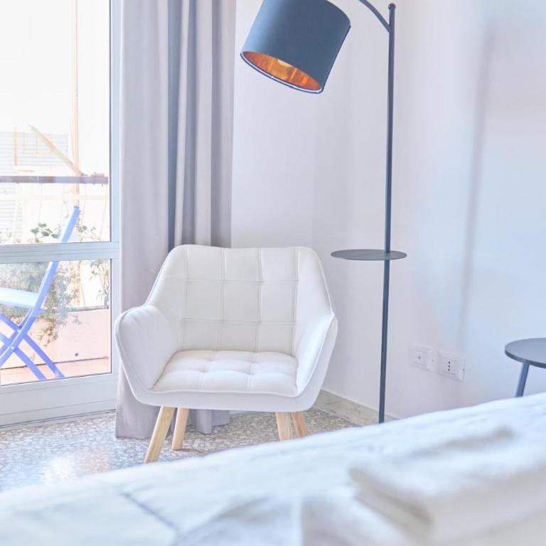 B&B ErinaHouse - Double or Twin Room with City View - 7