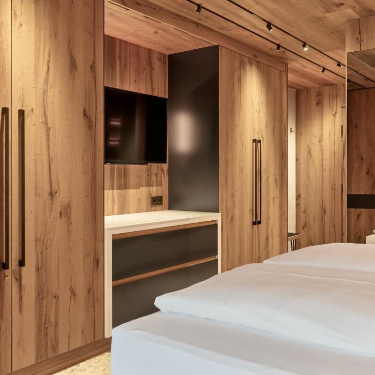 Hotel Auriga - Senior Suite - 5