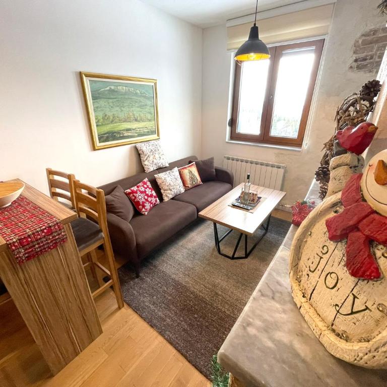 NPL Gorstak - Two-Bedroom Deluxe Apartment - 10