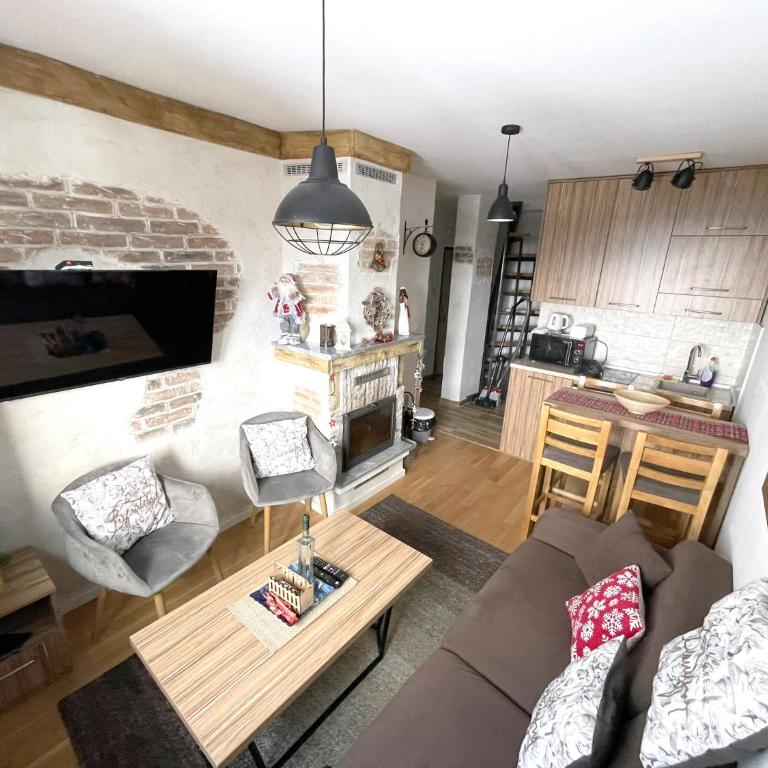 NPL Gorstak - Two-Bedroom Deluxe Apartment - 3