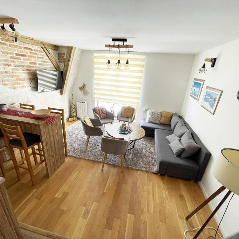 NPL Gorstak - Three-Bedroom Premium Apartment - 19
