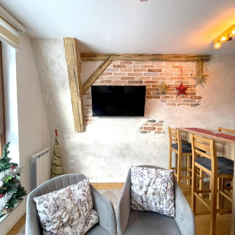 NPL Gorstak - Three-Bedroom Deluxe Apartment - 9