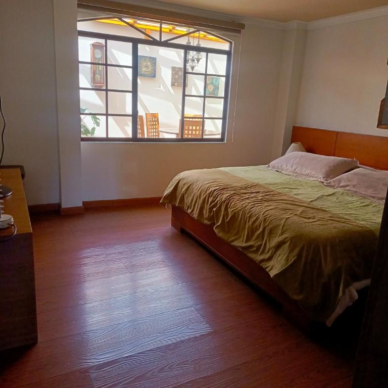 Departamento cómodo en zona central - Apartamento de 2 dormitorios - 12