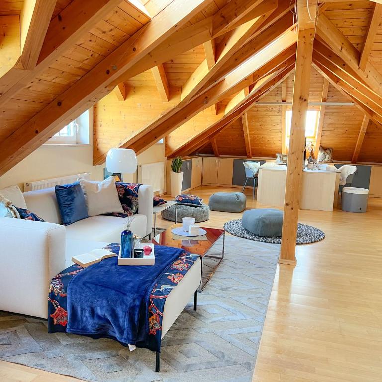 "SONNTAGSGLÜCK" - Premium Apartments Seekirchen, ruhiges Feriendomizil im Grünen, gemeinsamer Poolarea - Haus mit 5 Schlafzimmern - 6