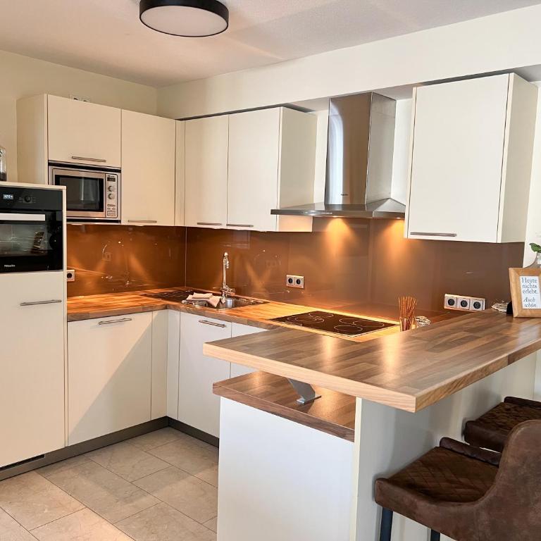 "SONNTAGSGLÜCK" - Premium Apartments Seekirchen, ruhiges Feriendomizil im Grünen, gemeinsamer Poolarea - Haus mit 5 Schlafzimmern - 33