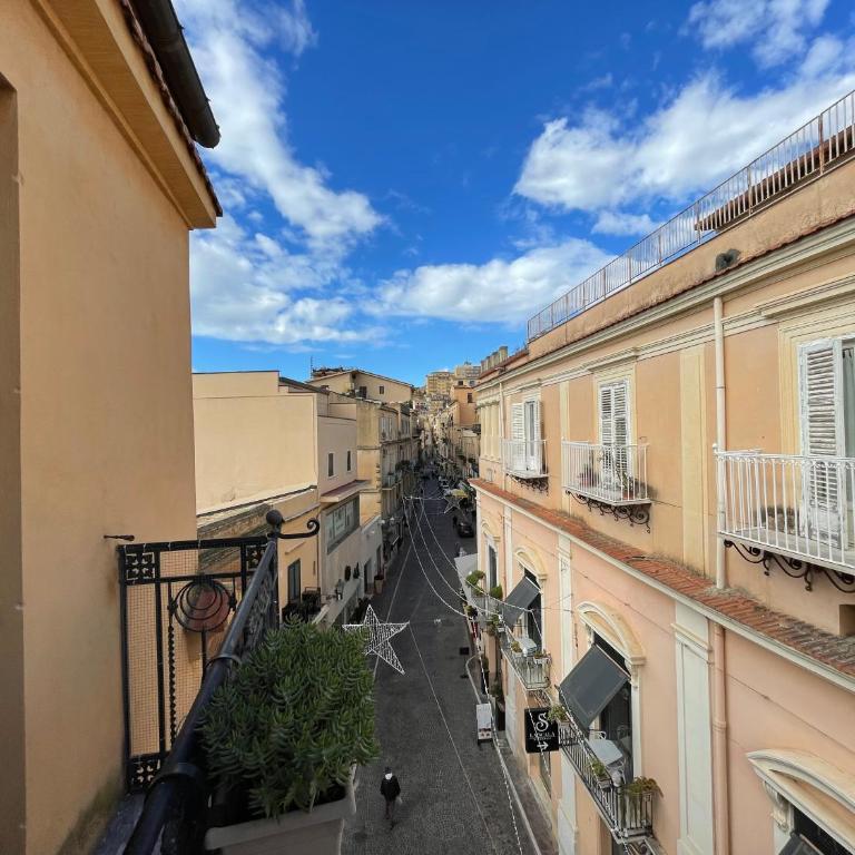 Akragas home 2 in Center with City View - Appartamento Deluxe con 2 Camere da Letto e Balcone - 28